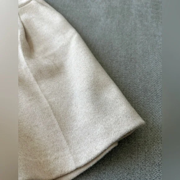 storets Chloe Pintuck Shorts. - Picture 3 of 4